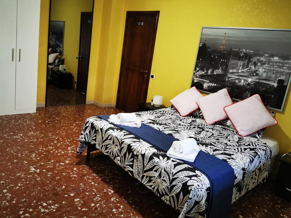 Bella Roma - Ee Hotel Eksteriør billede